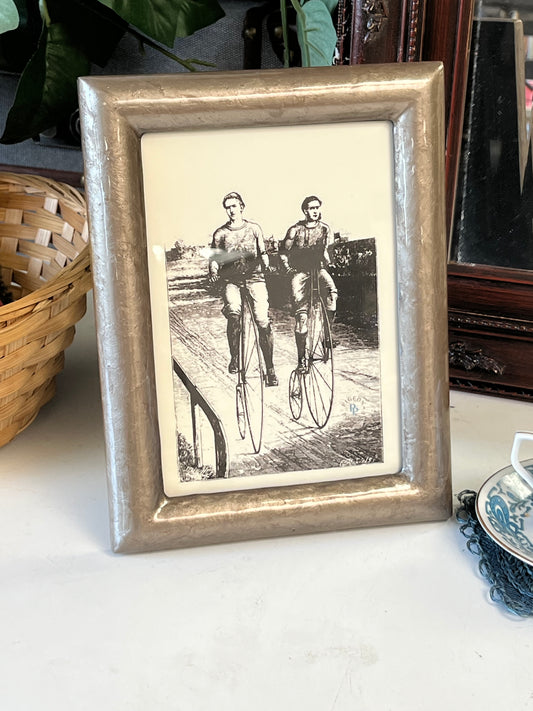 Antique Style Silver 5" x 7" Picture Frame
