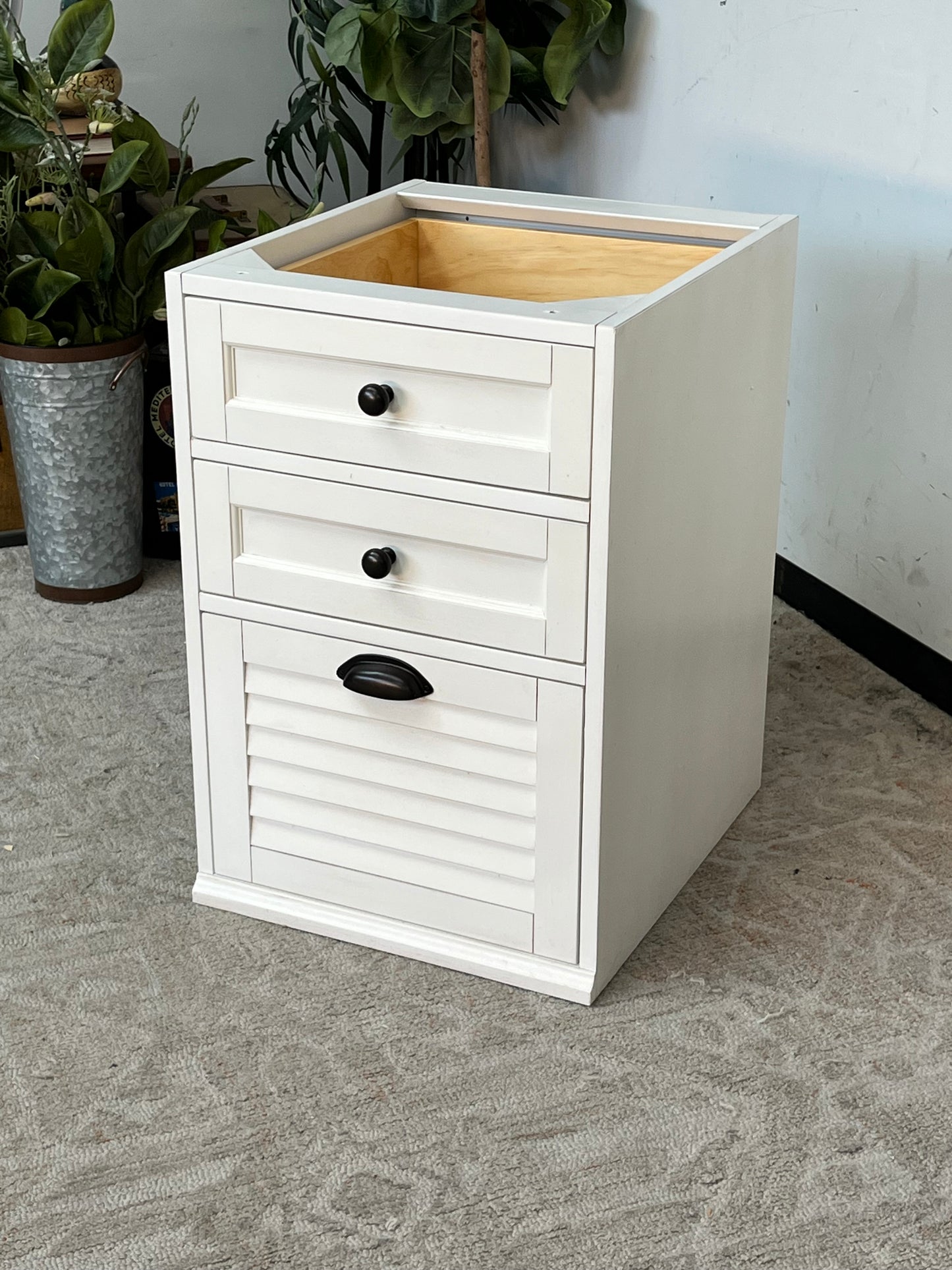 Modern Single 3-Drawer Cabinet - Missing Top