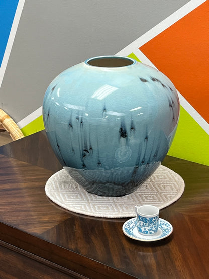 Rounded Ceramic Two-Tone Vase
