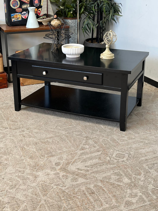 Modern Lift-Up Coffee Table