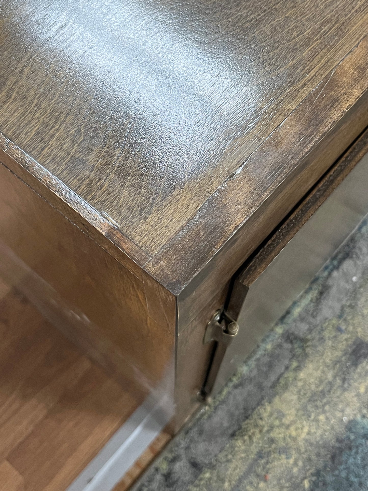 Traditional Style Wooden Cabinet