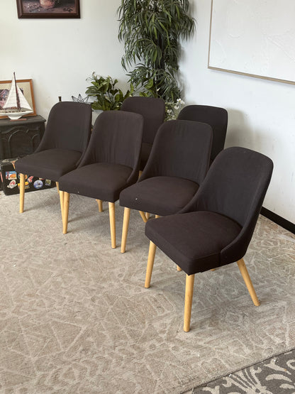 Mid Century Style Set of 6 Chairs