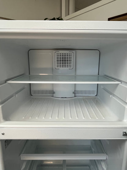 GE 17.5 cu. ft. Top Freezer Refrigerator in White
