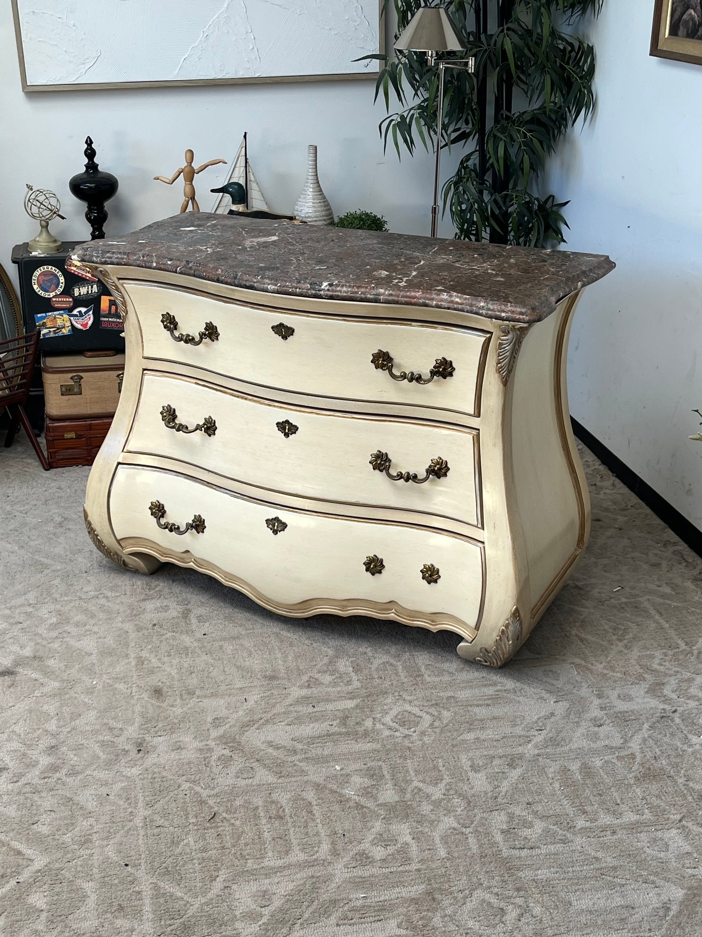 Century French Style 3-Drawer Dresser