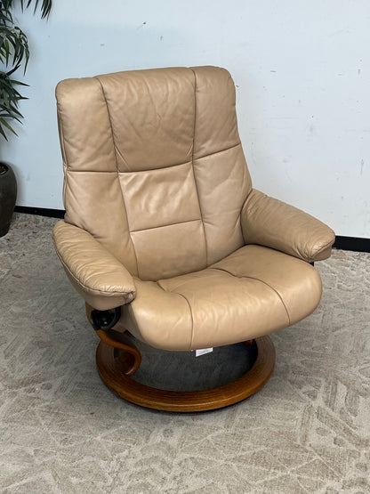 Ekornes Beige Leather Recliner Chair