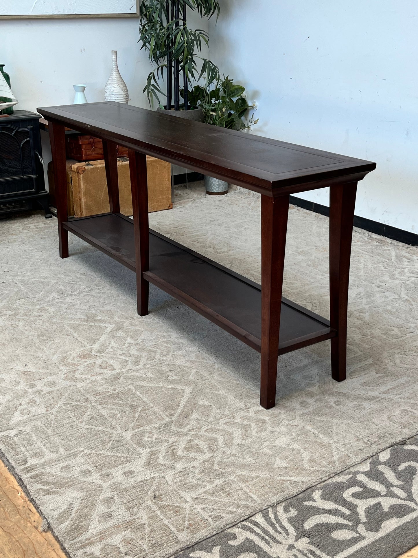 Traditional Style 72" Wooden Console
