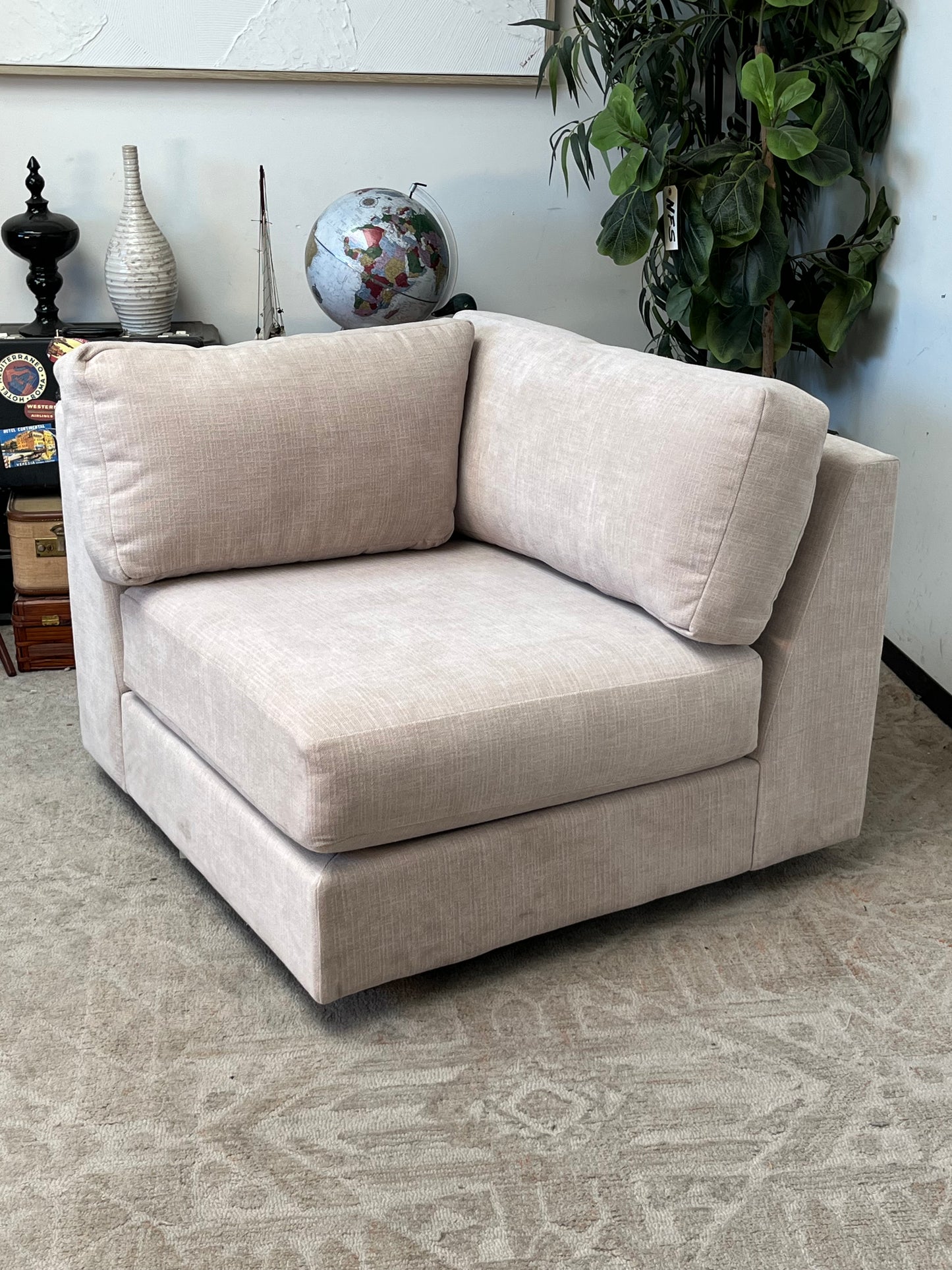 Modern Beige Linen Corner Seat