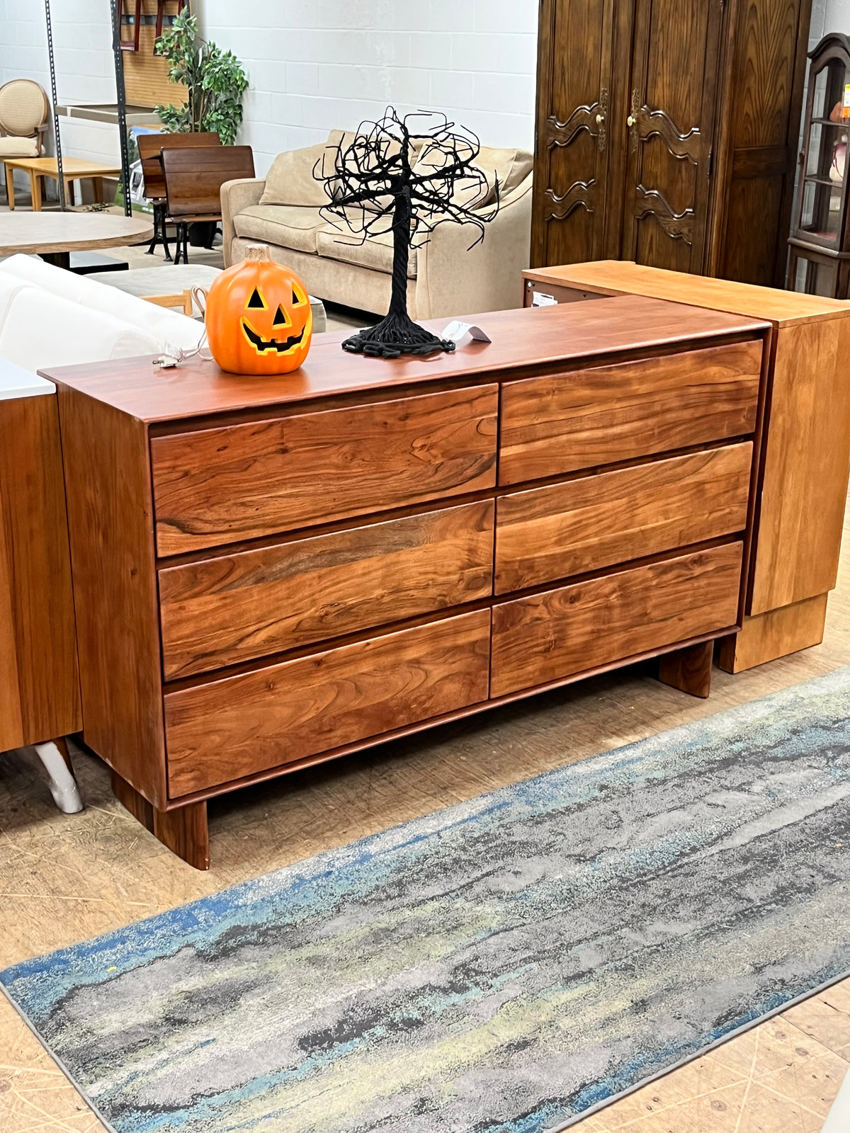 Mid Century Style 6-Drawer Dresser