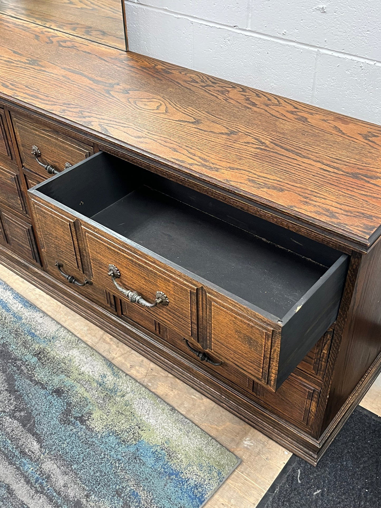 Vintage Style Dresser With Vanity Mirror