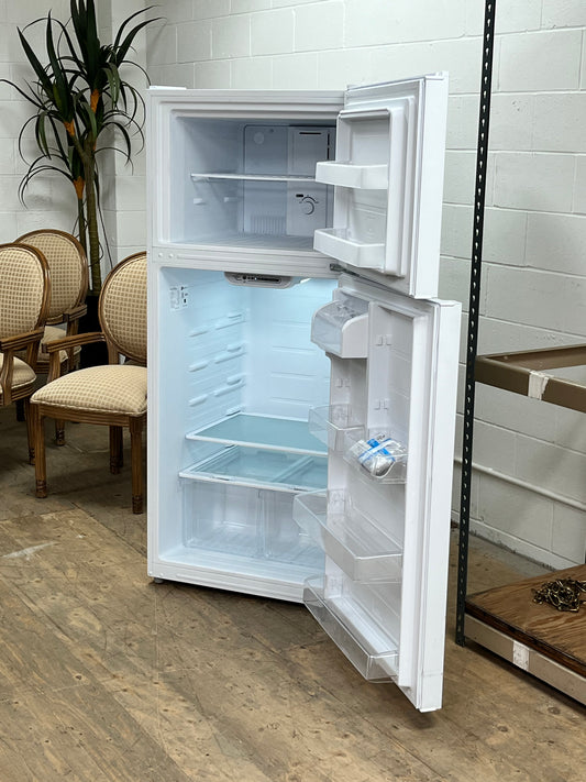 Seasons 18 Cu. Ft. Top Freezer Refrigerator White