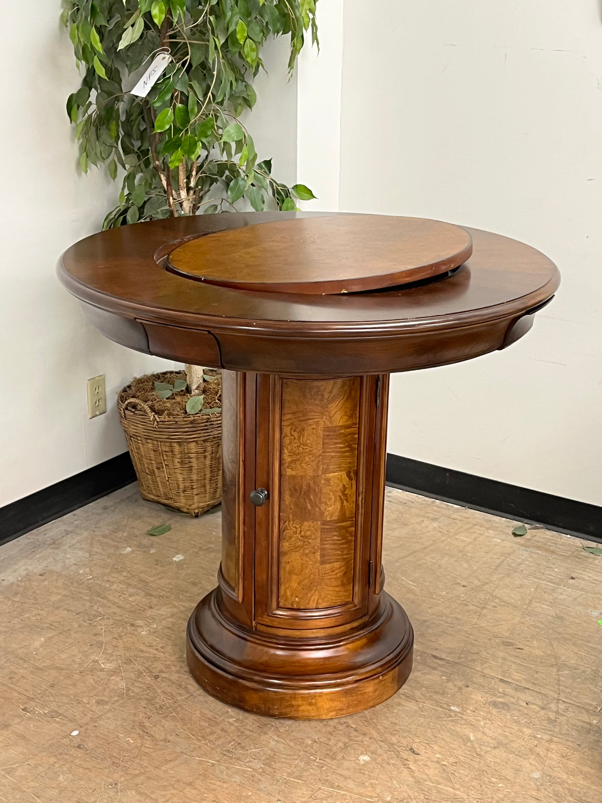Howard Miller Pub Game Table