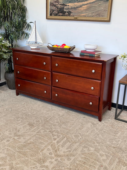 Traditional 6-Drawer Brown Dresser