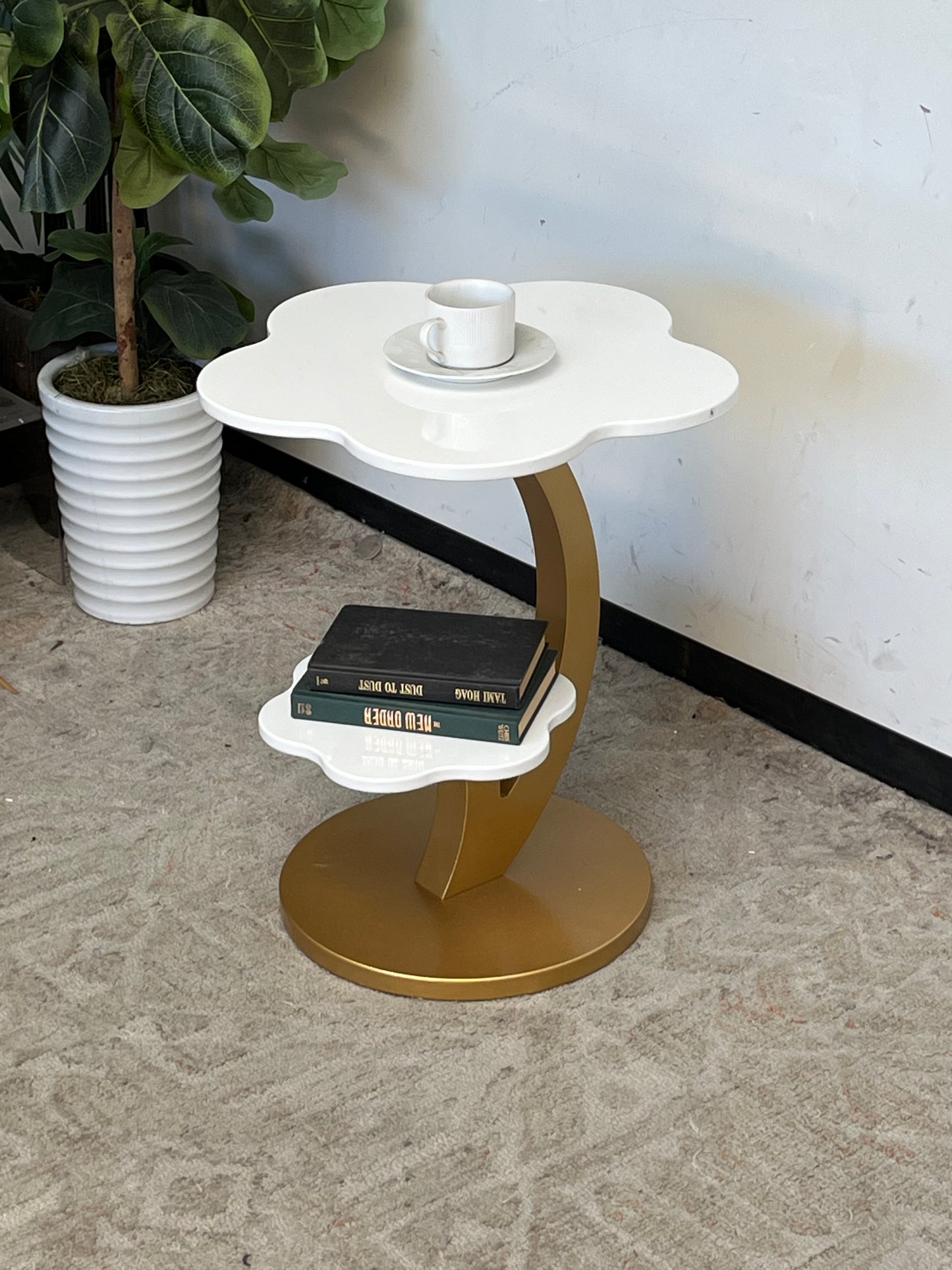 Modern Flower Design End Table