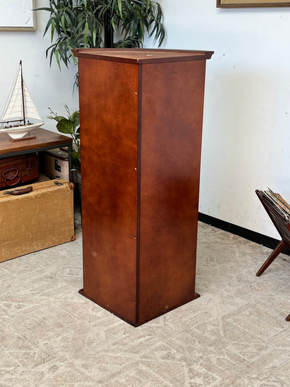 Bombay Company 44" Oval Bookshelf