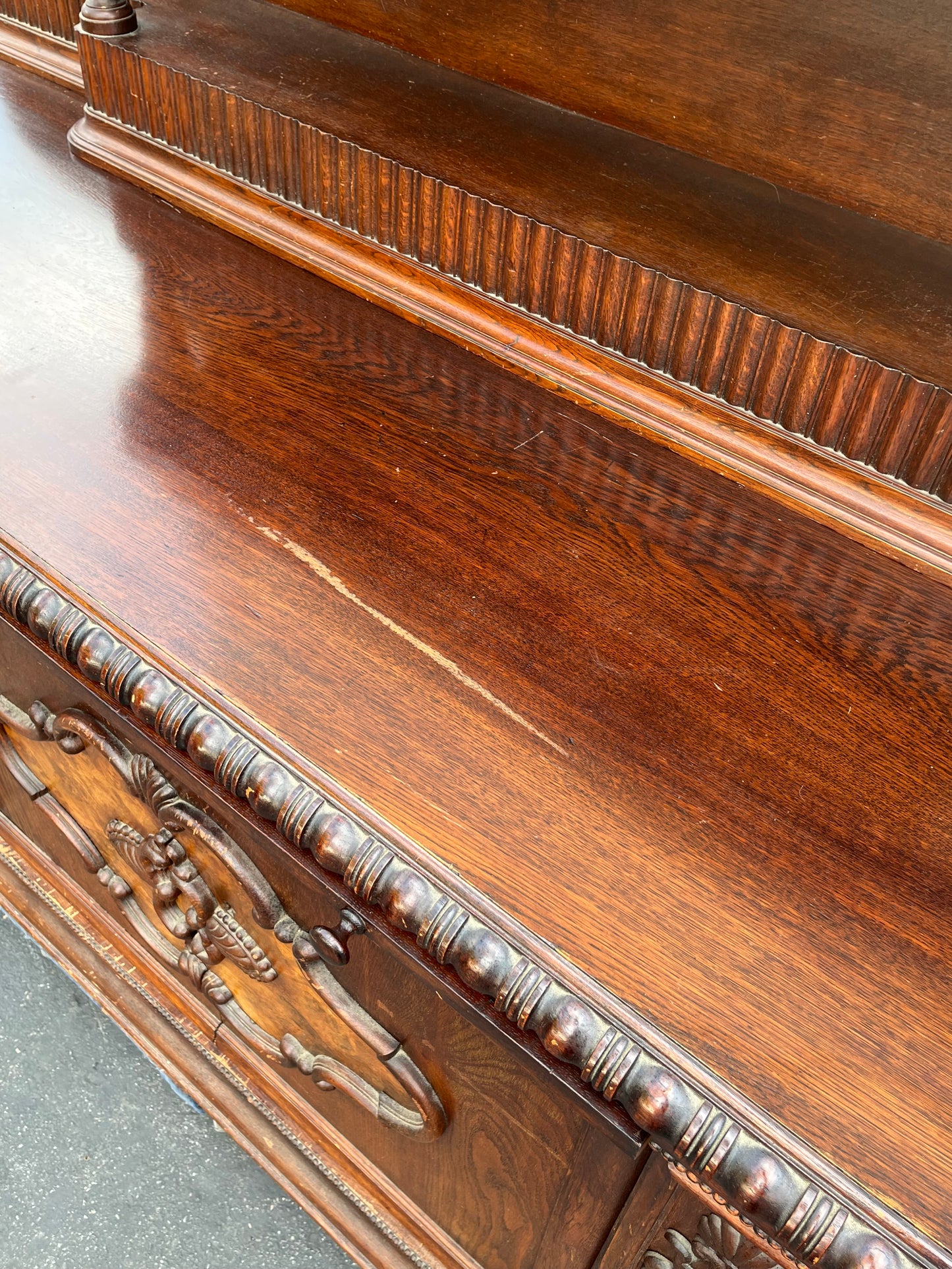 Traditional American Style Large Bar Buffet