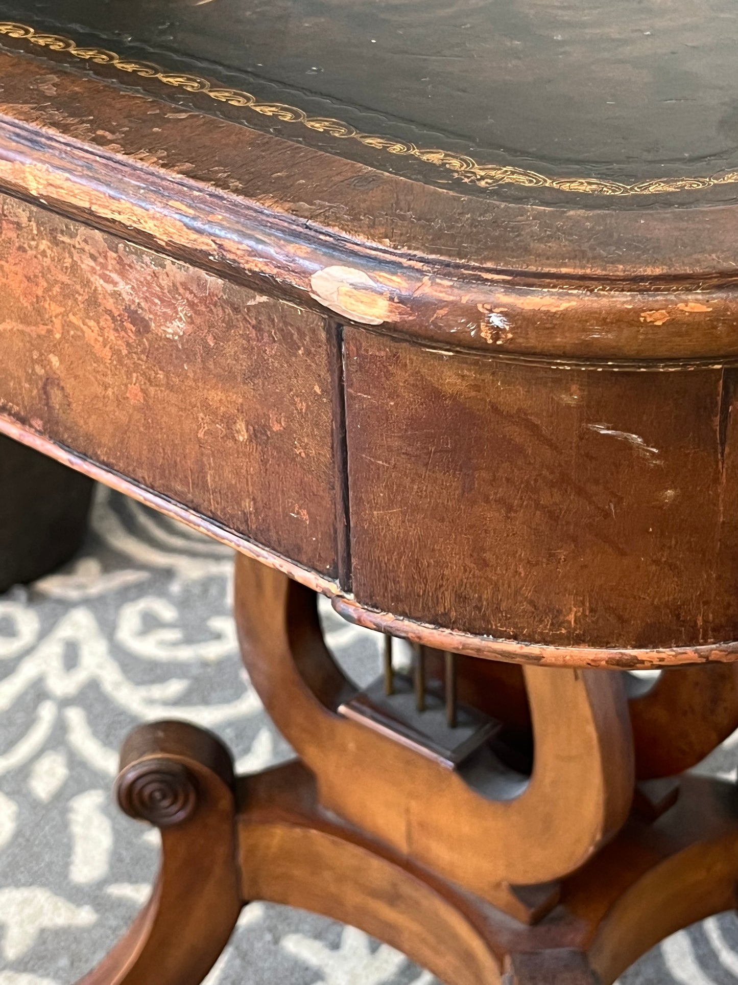 Federalist Style Accent Table