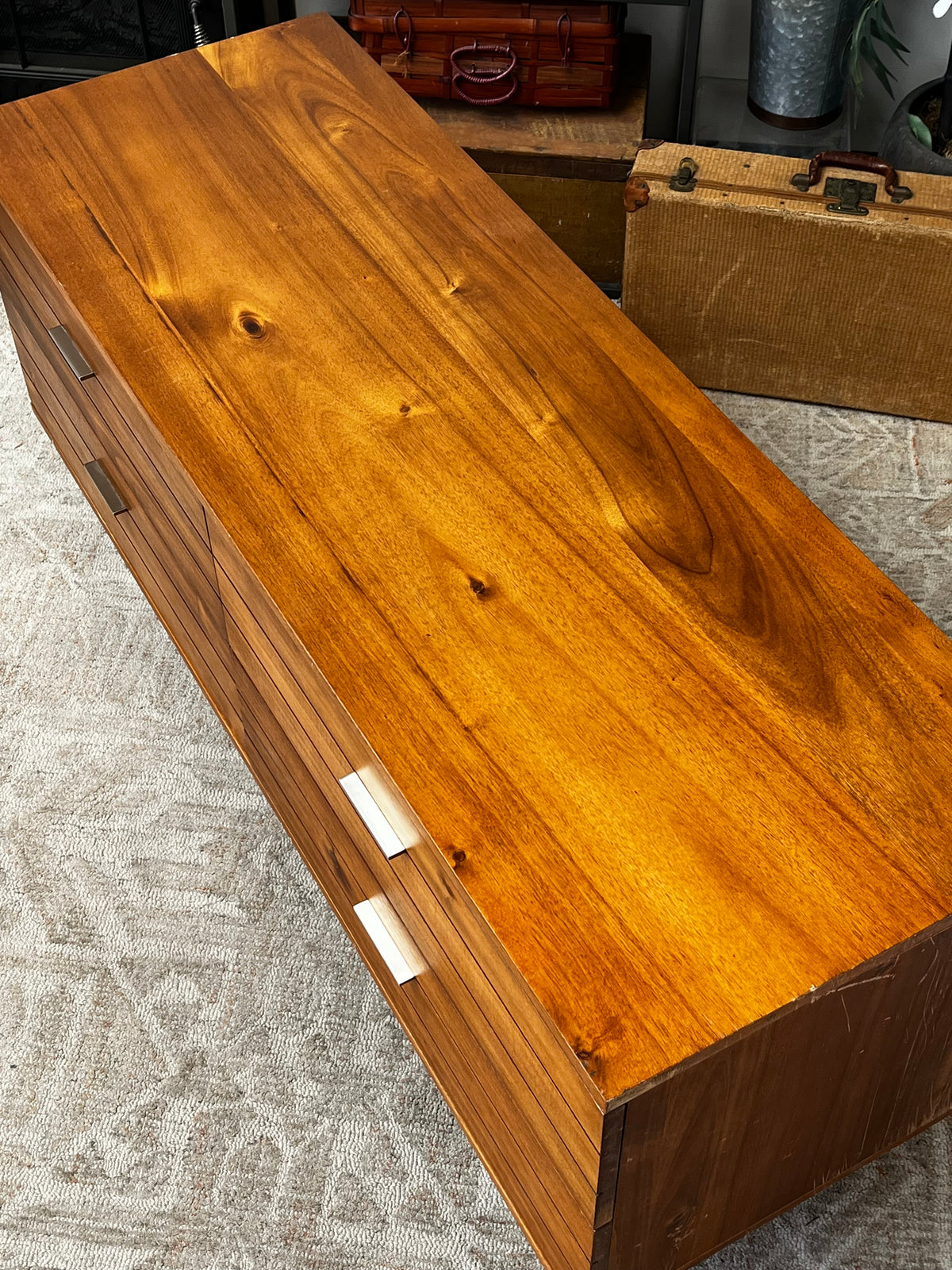 Mid-Century Style 4-Drawer Dresser