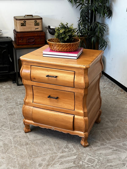 Craftsman Style 3-Drawer Nightstand