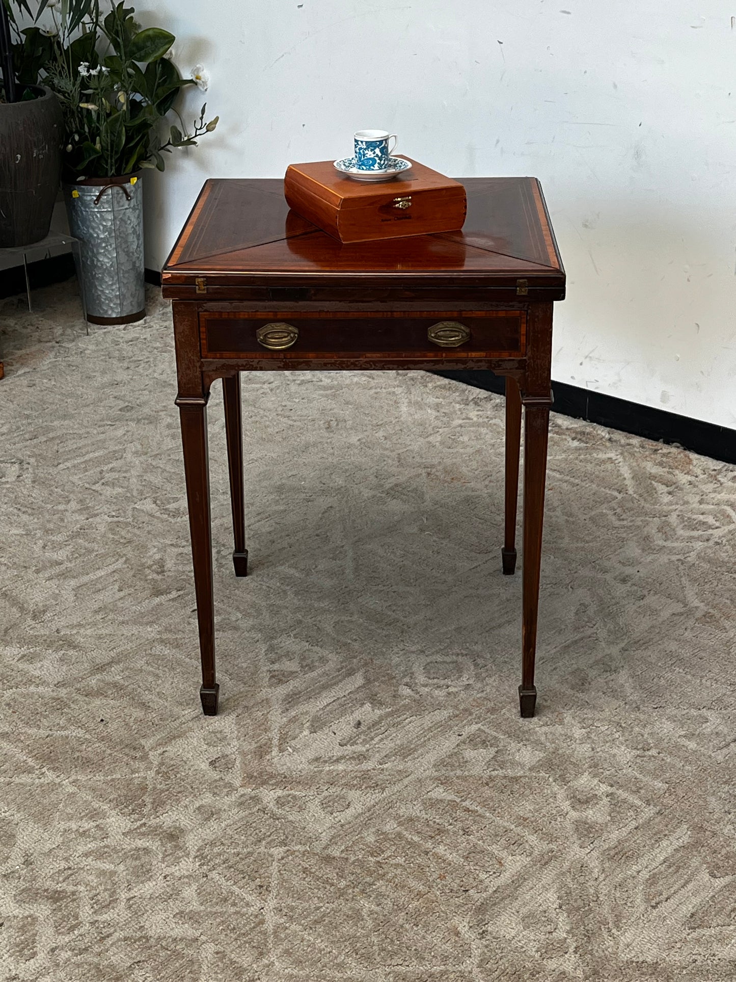 Edwardian Style Envelop Card Table