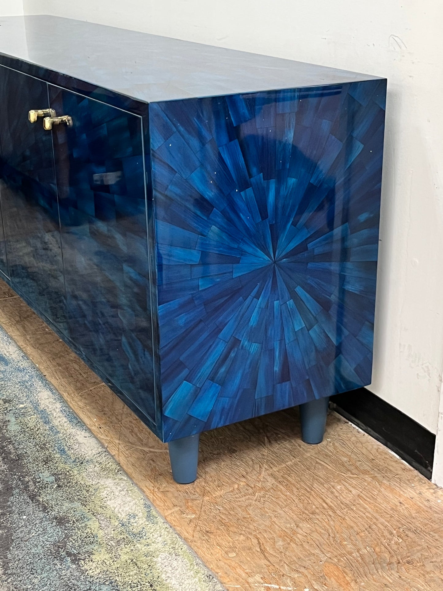 Modern Faux Horn Blue Crednza
