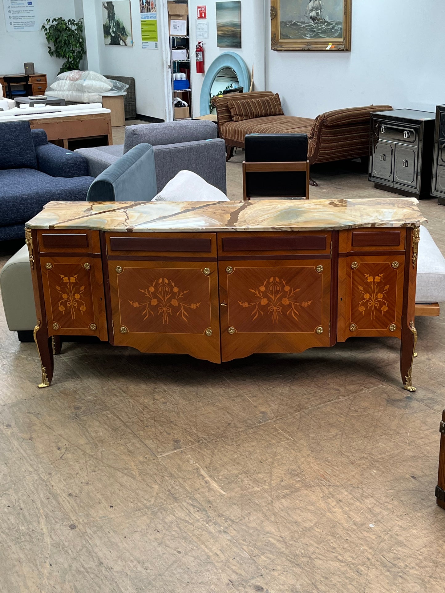 French Style Dresser Commode