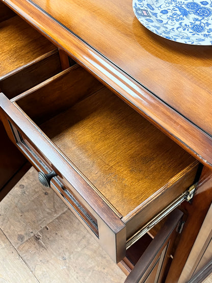 Traditional Style Wooden Buffet