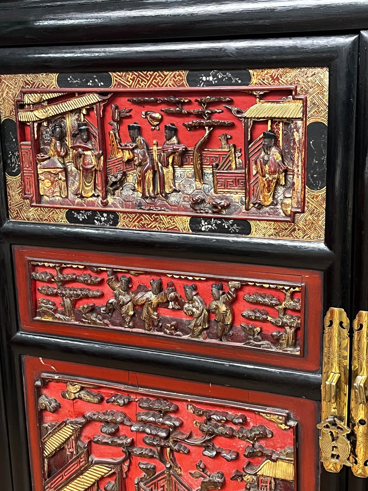 Vintage Ornate China Cabinet - Scene 1