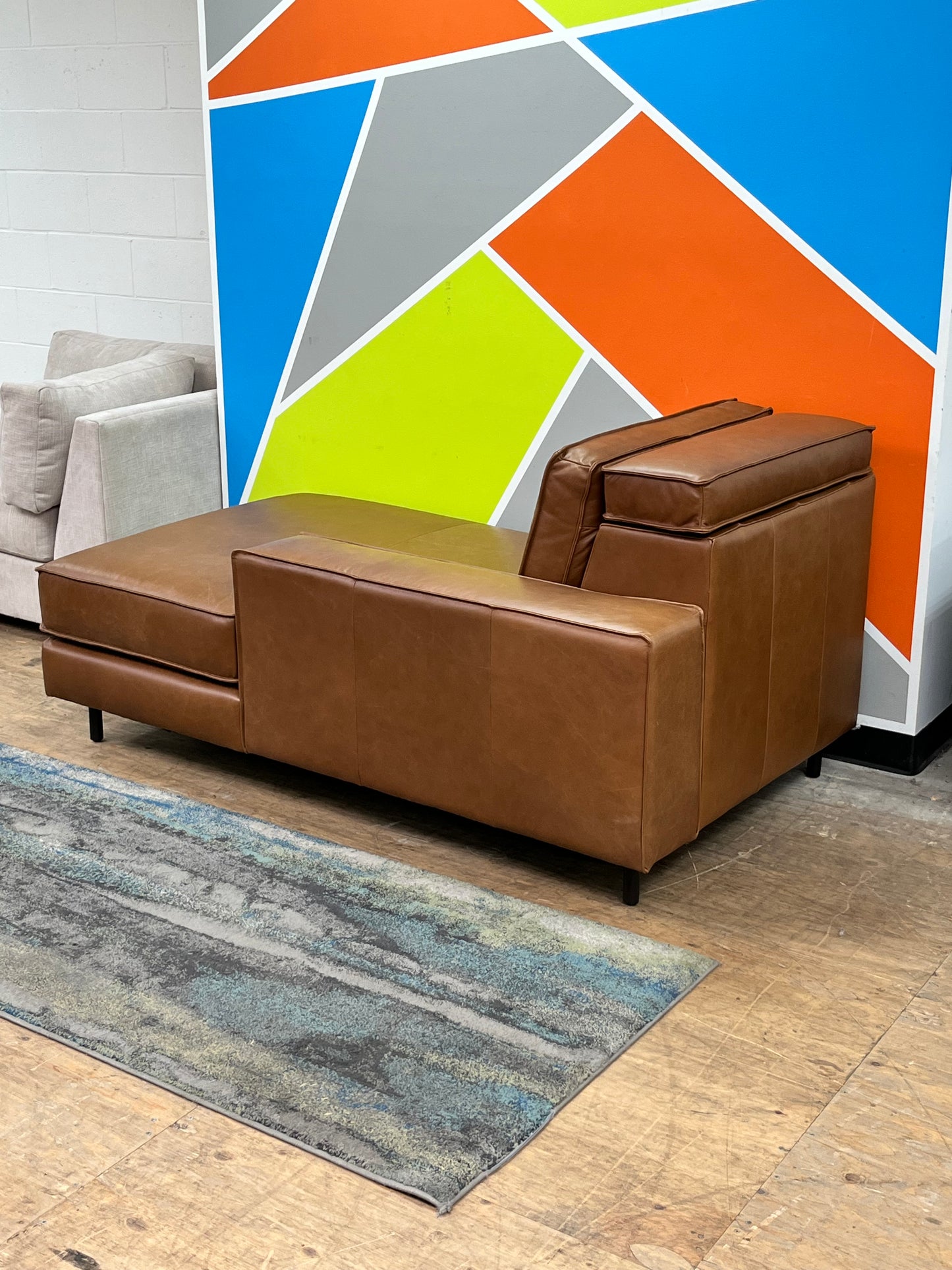Leather Left-Arm Chaise Lounge
