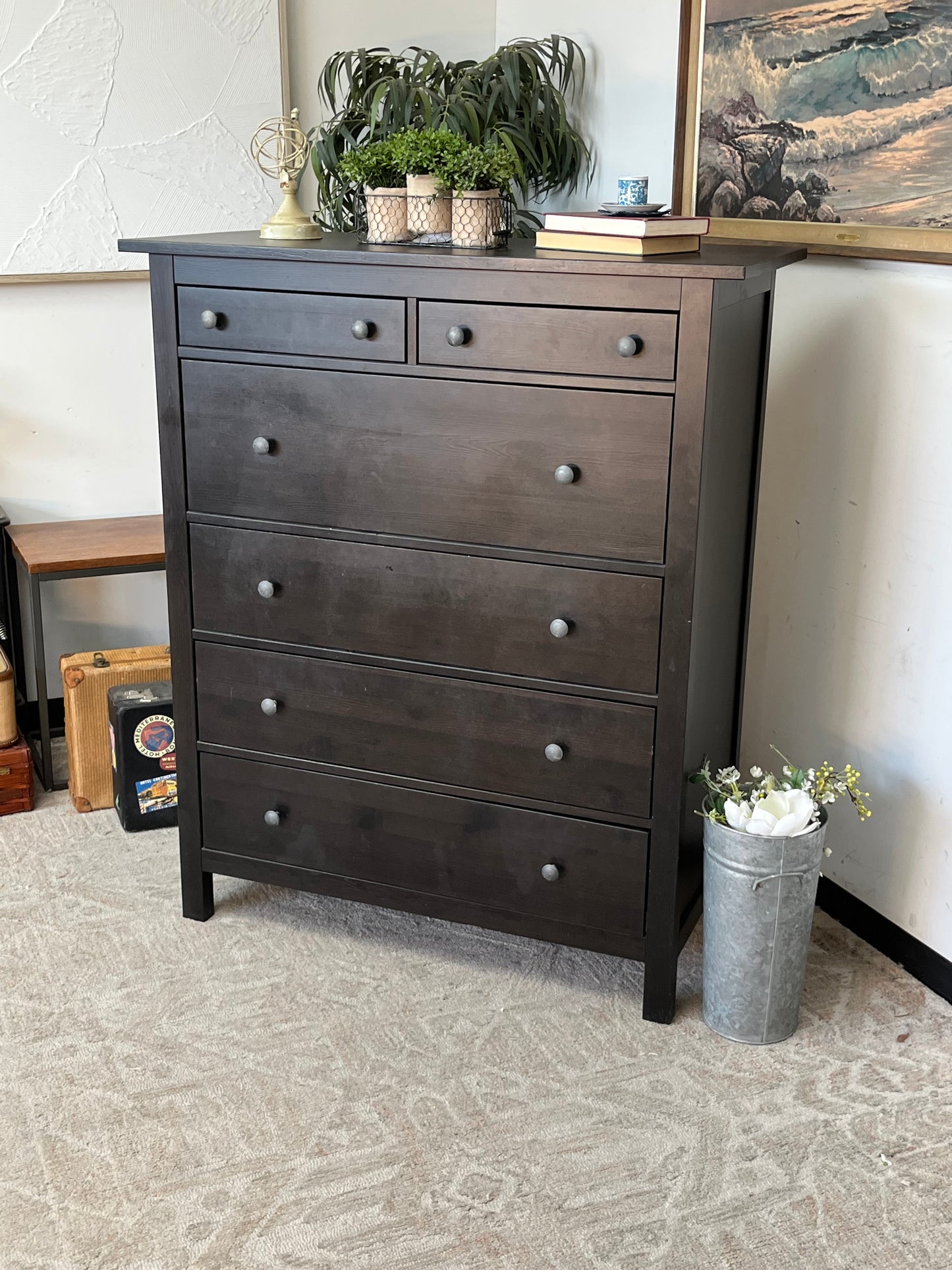 Traditional Style 6-Drawer Dresser