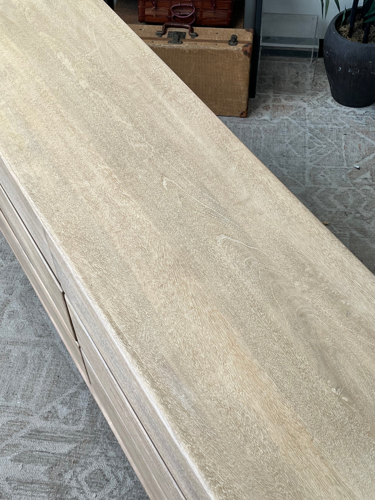 Farmhouse Style 6-Drawer Dresser