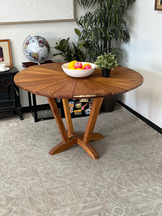 Outdoor 47" Oval Wooden Table