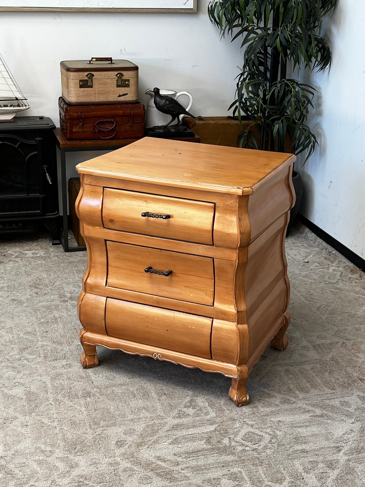 Craftsman Style 3-Drawer Nightstand
