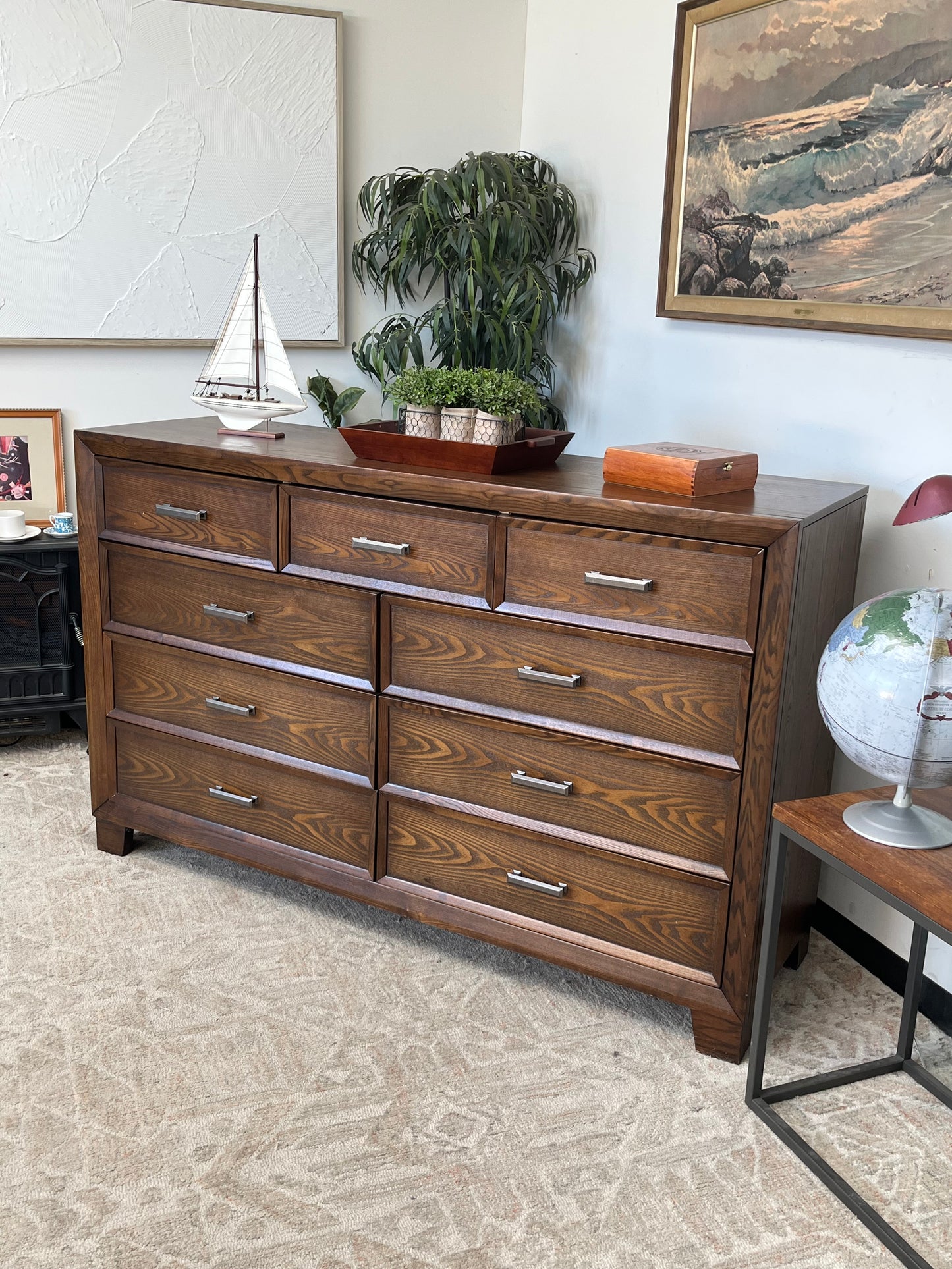 Craftsman Style 9 Drawer Dresser