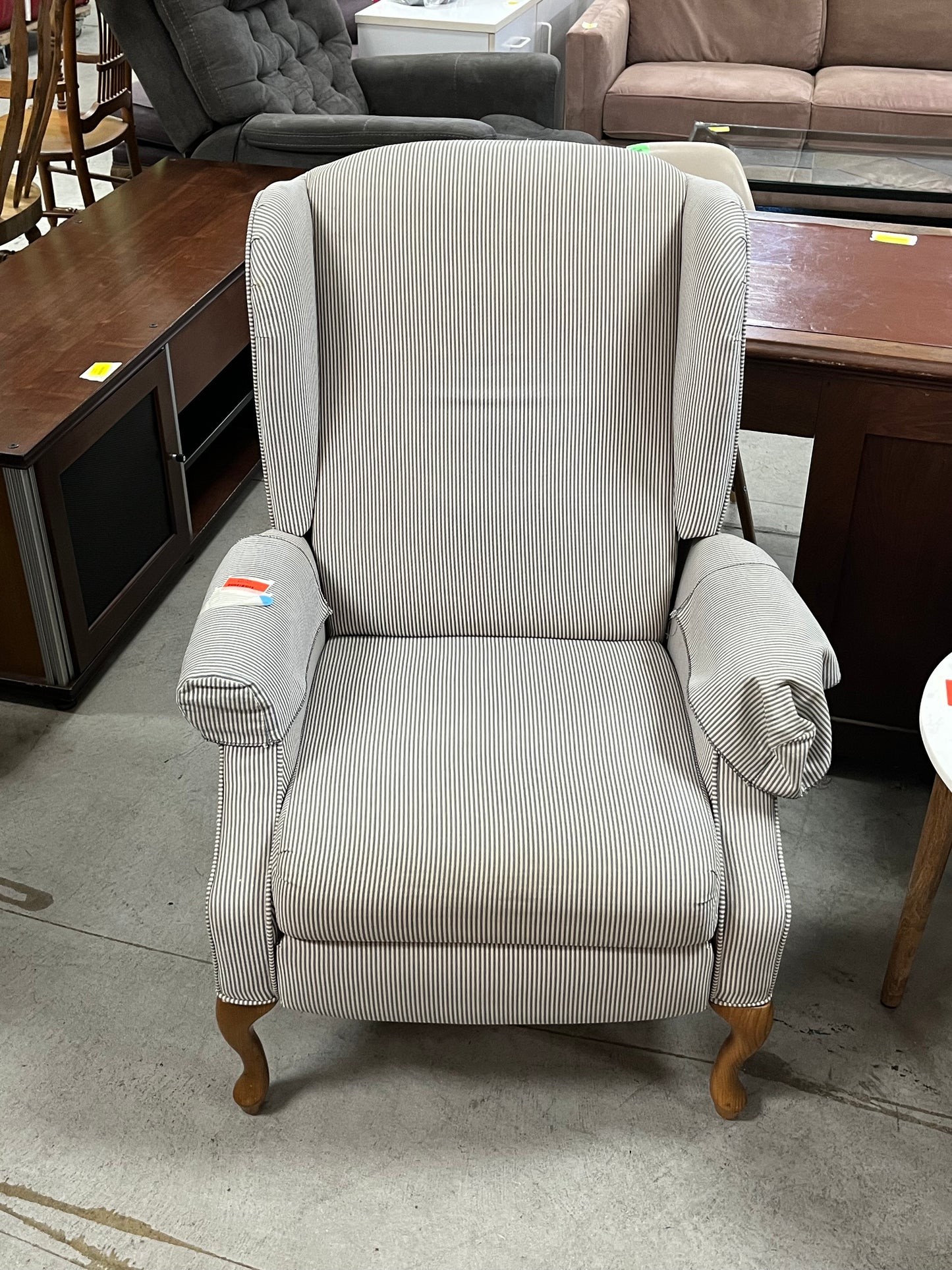 Striped Traditional Style Arm Chair