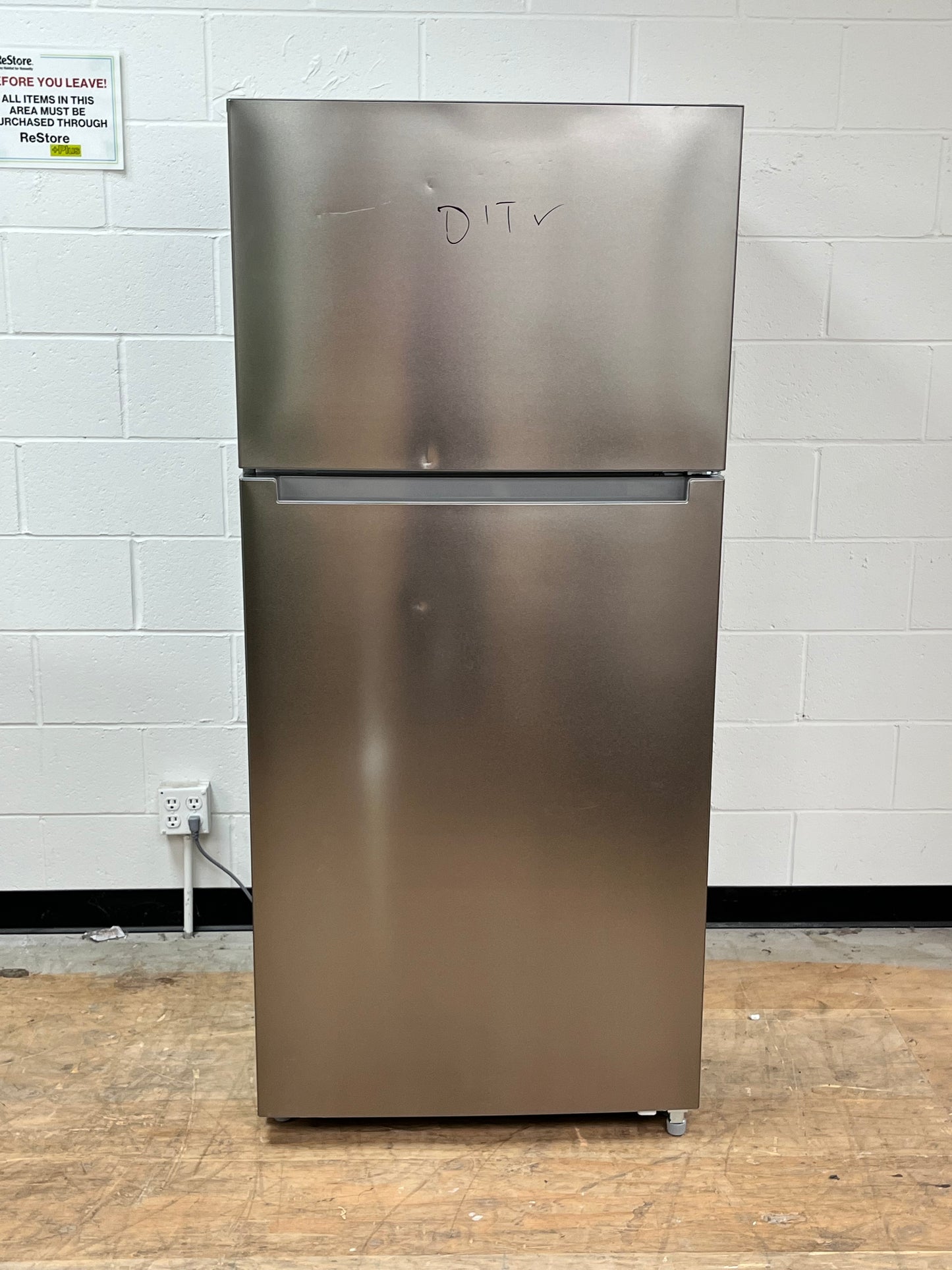 Seasons 18 Cu. Ft. Top Freezer Refrigerator Stainless Steel - Front Dent
