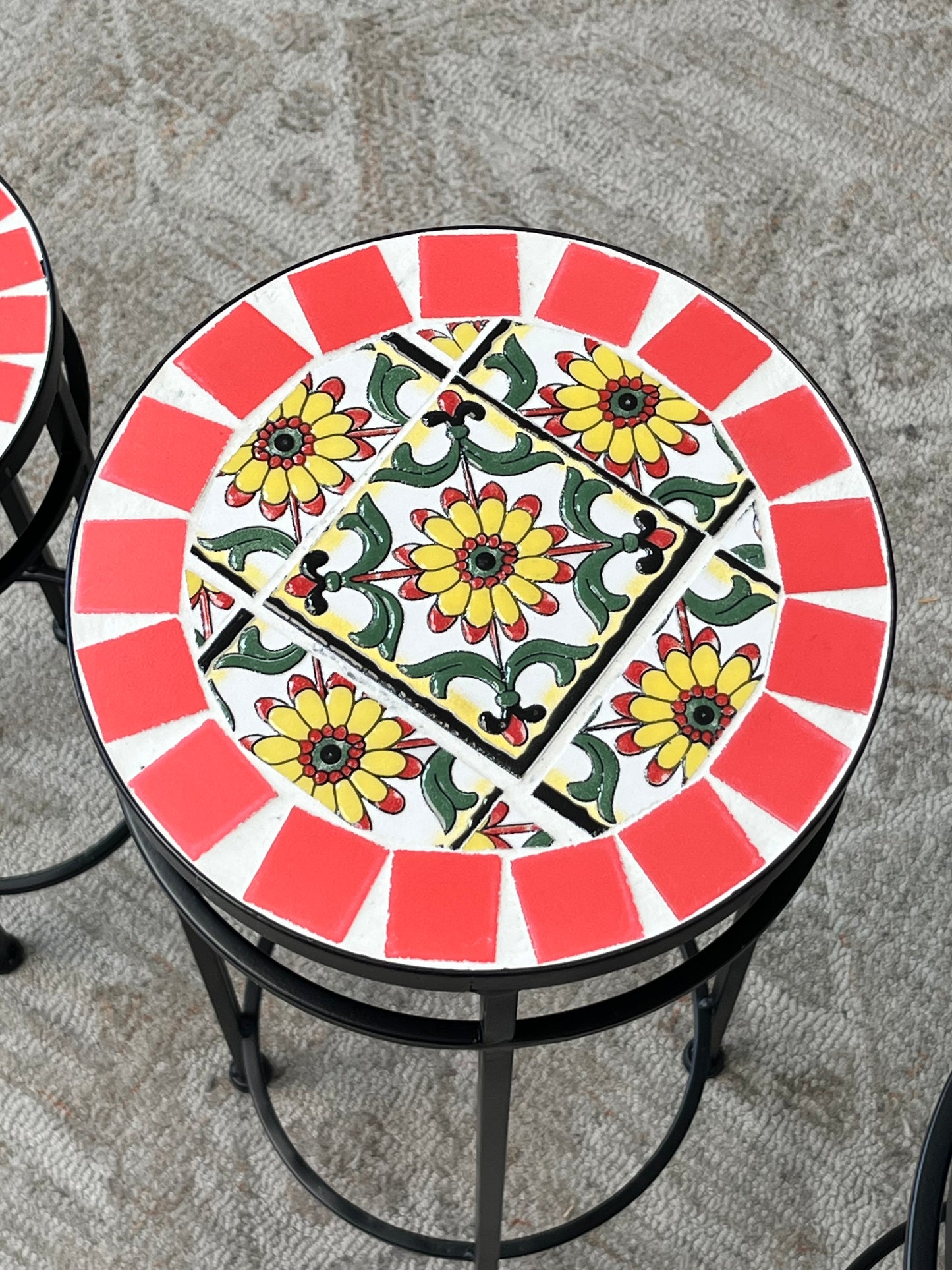 Floral Style 3pc Side Table