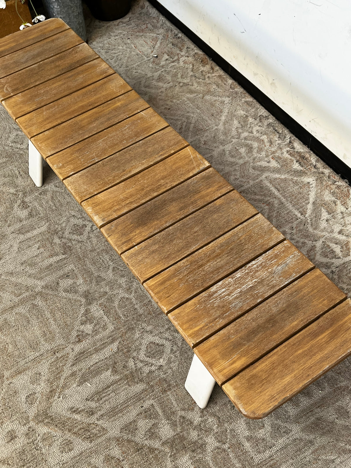 Modern Style Entryway Bench