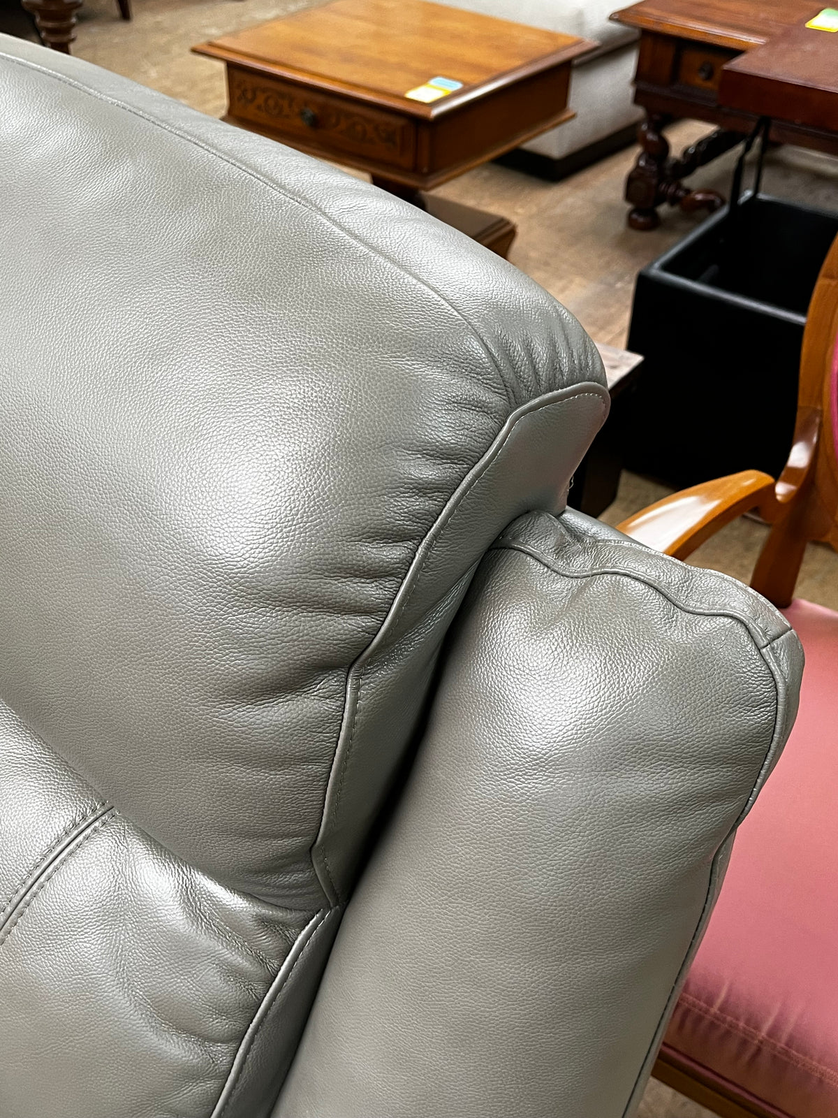 Abbyson Home Traditional Couch