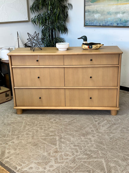 Modern Fluted 6 Drawer Dresser