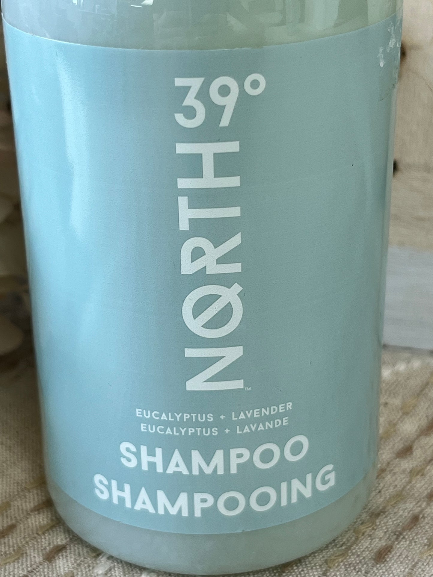 39 North 8.5 Fl Oz Shampoo