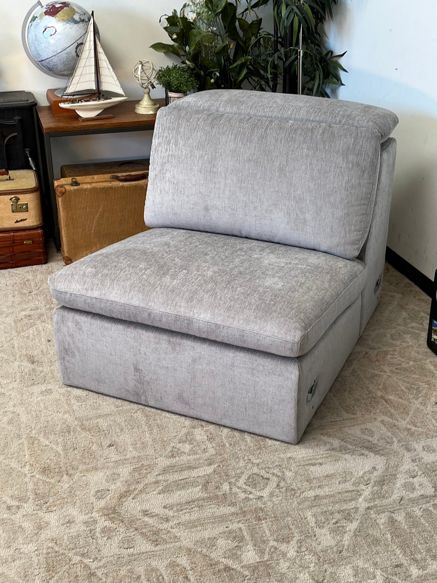 Armless Single Gray Linen Chair