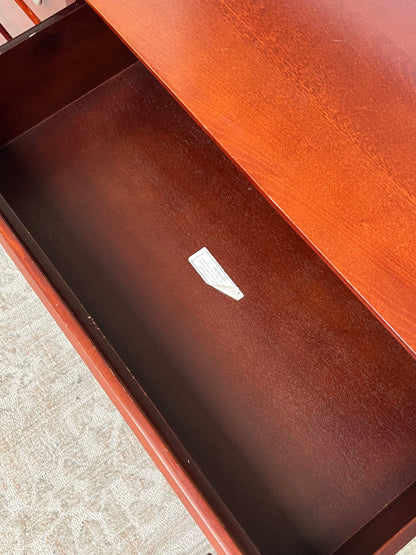 Traditional 6-Drawer Brown Dresser