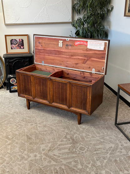 Lane Furniture Mid Century Wooden Cedar Chest - Broken Leg