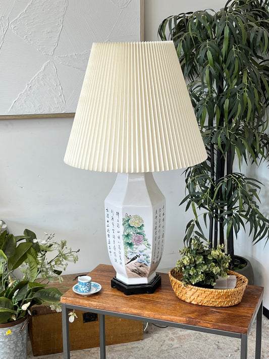 Vintage Chinoiserie Lamp - Bird Scene