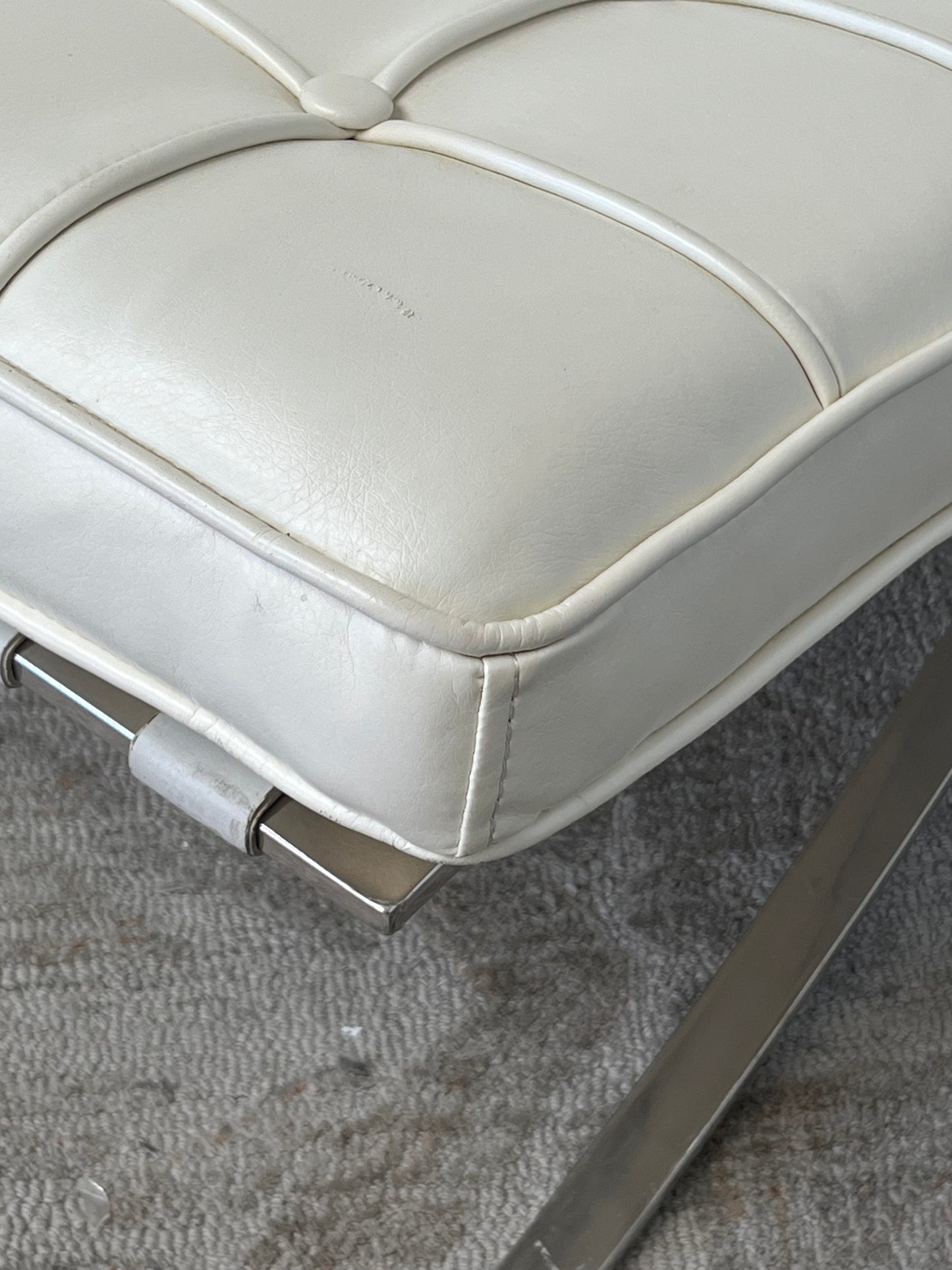 Modern Metal Frame Armless Chair