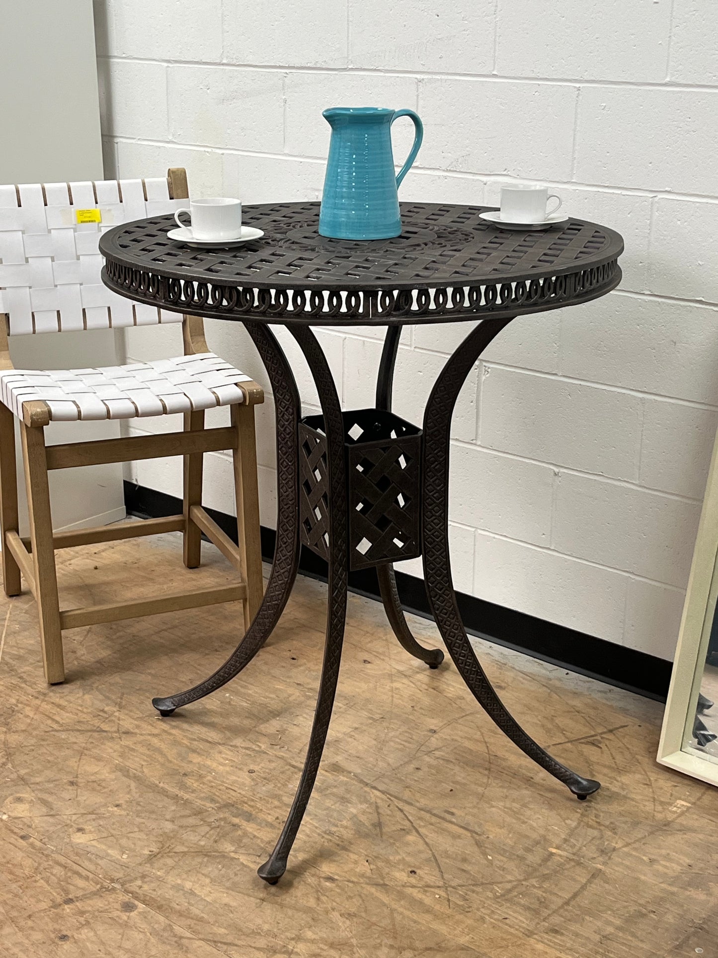 Outdoor Tall Round Patio Table