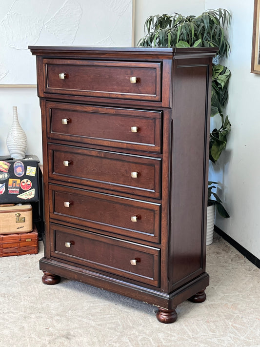 Ashley Furniture Wooden 5 Drawer Dresser