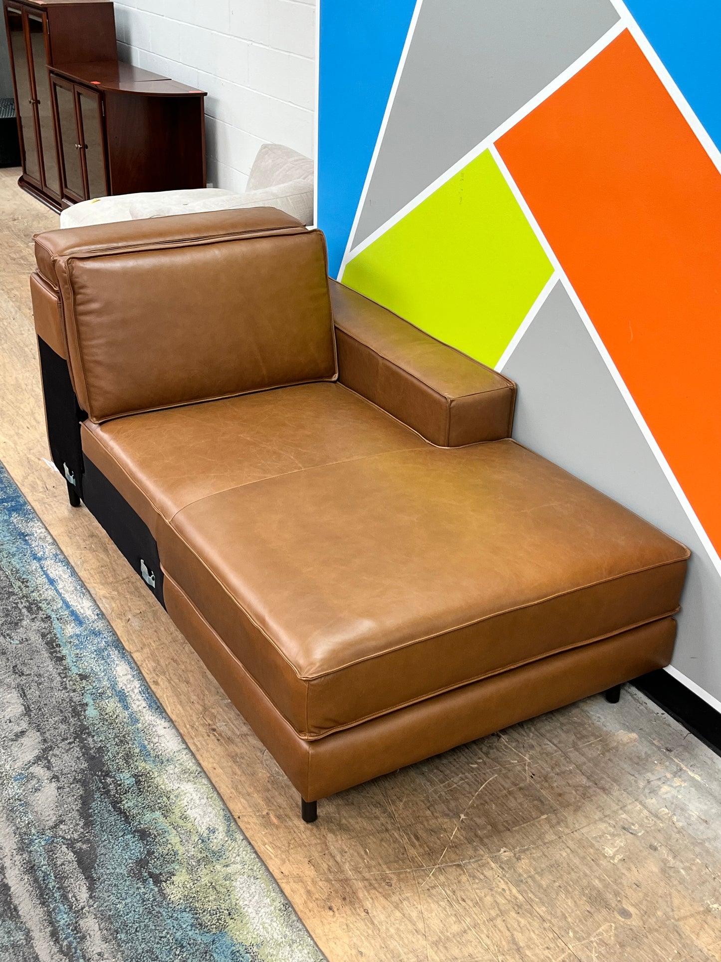 Leather Left-Arm Chaise Lounge