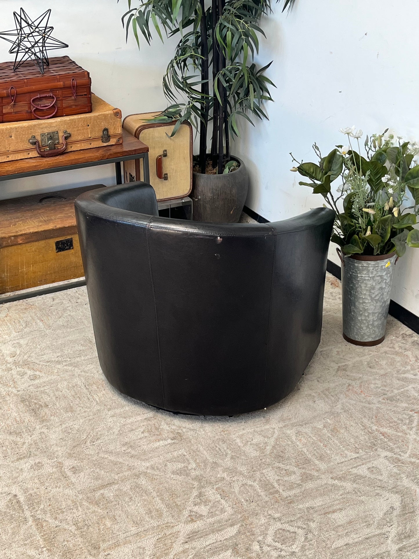 Modern Faux Leather Black Swivel Chair