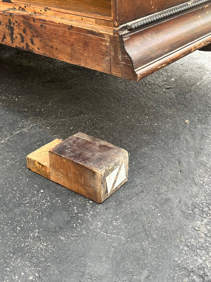 Traditional American Style Large Bar Buffet